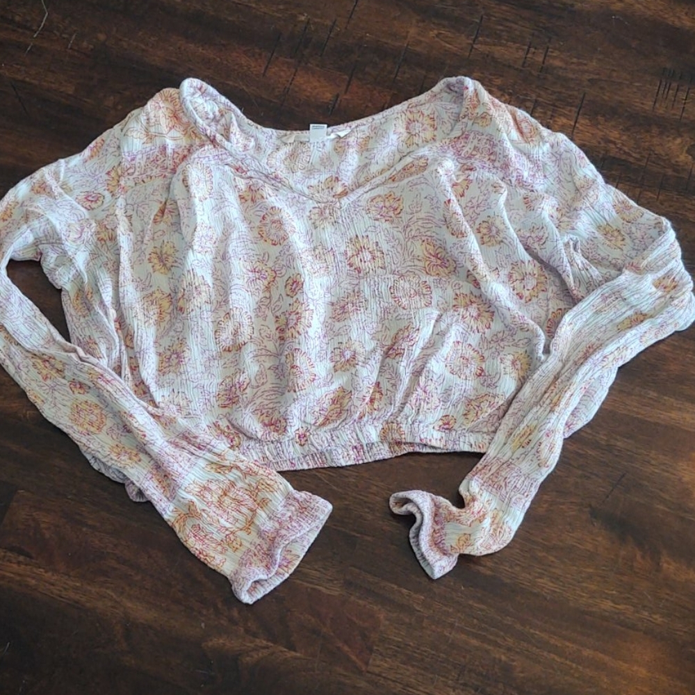 Billabong crop top size small